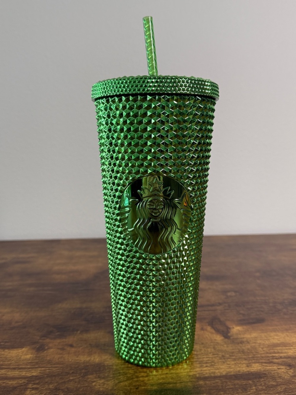 NWT Starbucks Metallic Green Studded Tumbler with Straw, 24 Oz